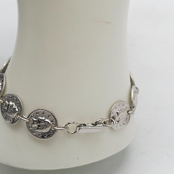 Silver Tone Coin Charm Bracelet With Leaf Embossed Design 7 Inches Lobster Clasp - Picture 3 of 4
